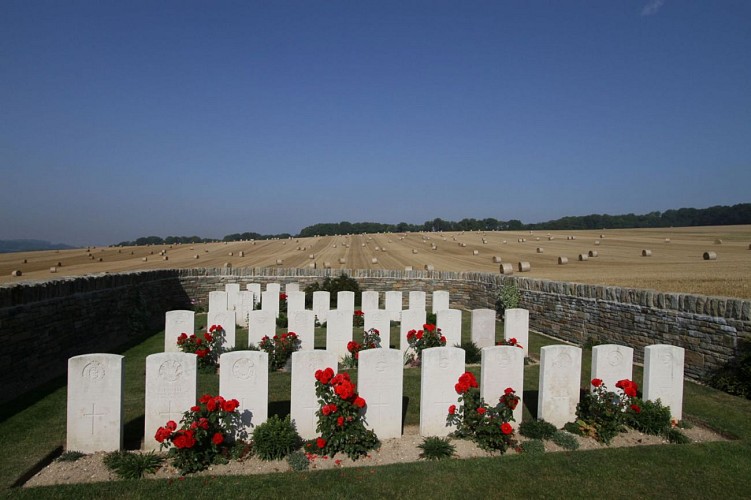 WAVANS BRITISH CEMETERY