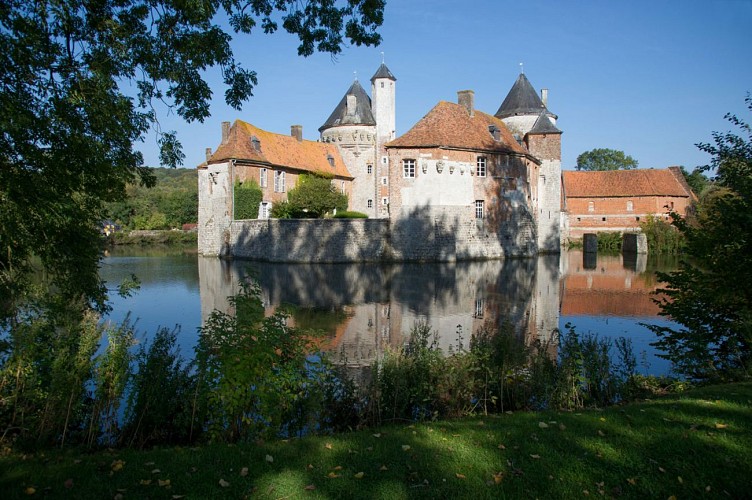CHÂTEAU D’OLHAIN