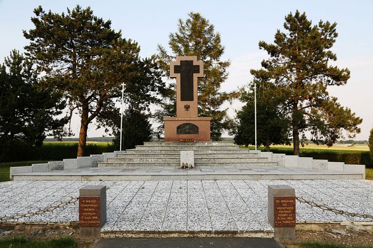 MEMORIAL DES POLONAIS
