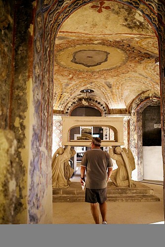 Crypte de la Basilique Notre-Dame