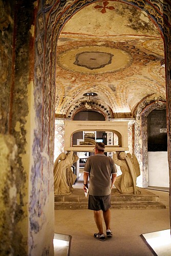 CRYPTE DE LA BASILIQUE NOTRE-DAME