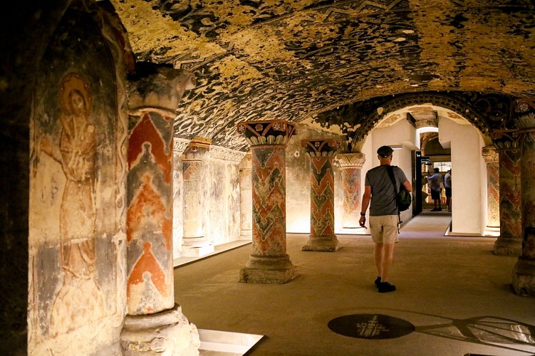 CRYPTE DE LA BASILIQUE NOTRE-DAME