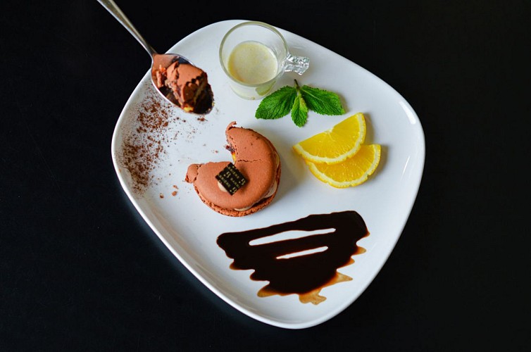 Le Café Barrière (Bar & encas)