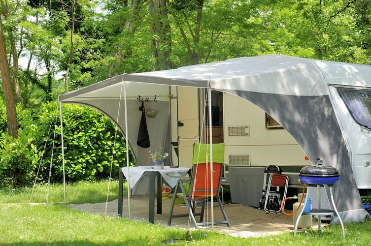 Camping - La route fleurie