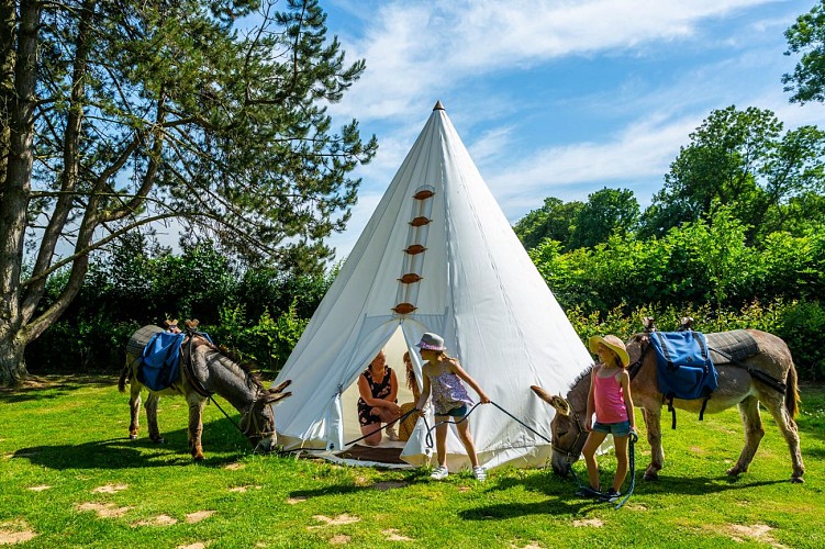 Tipis - A Petits Pas