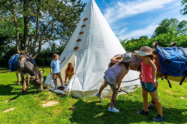 Tipis - A Petits Pas