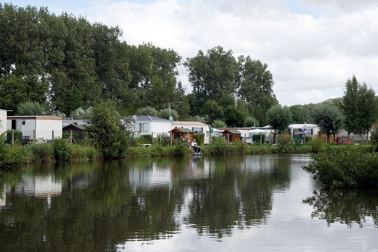 Camping de la source