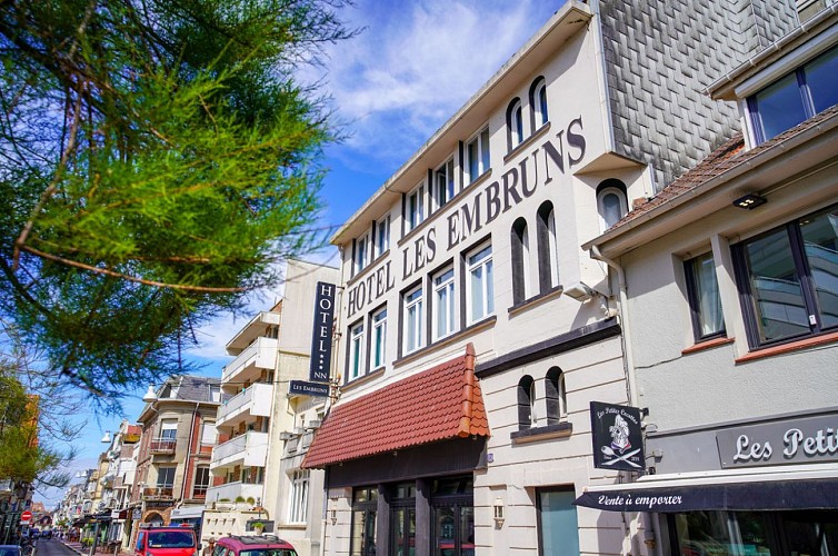 Les Embruns