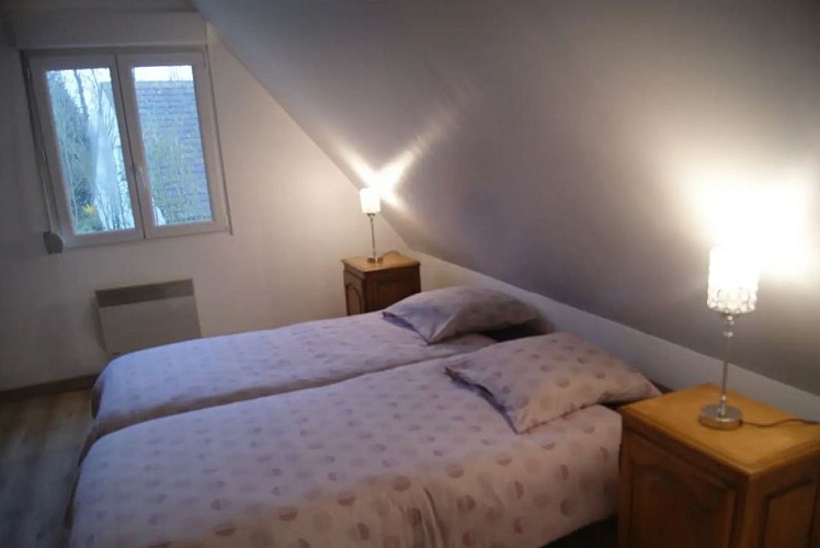 Les Lilas / Mme Roberval