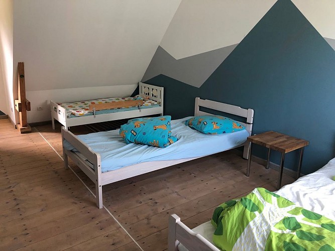 La maison au milieu des bois