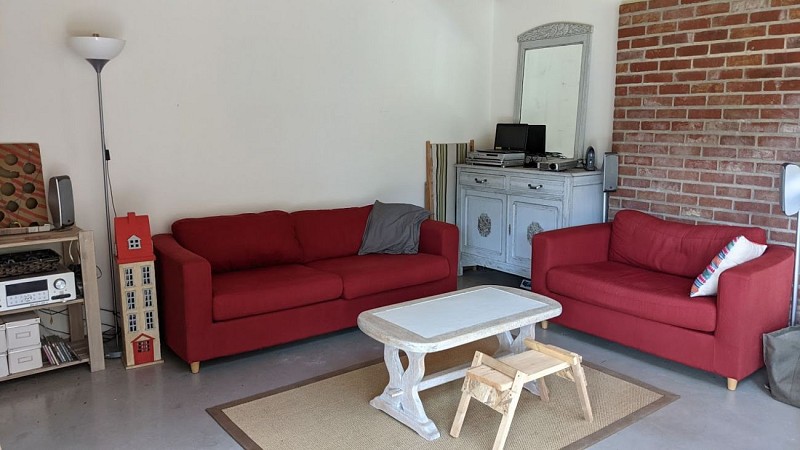 La maison au milieu des bois