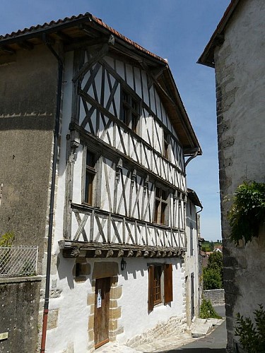 Charroux- Vienne - Halte jacquaire