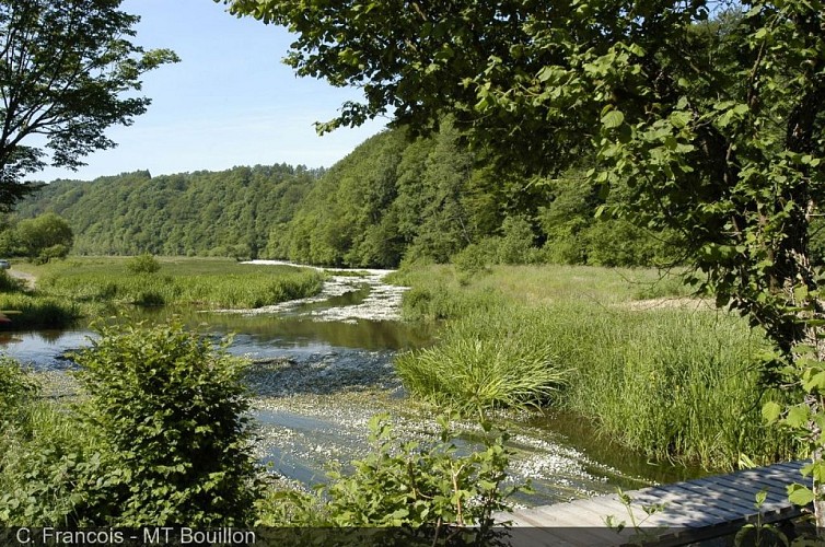 Pont de claies sur la Semois au Gué Latour