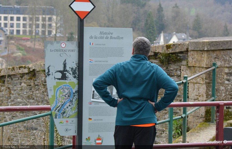 Panneau château fort.jpg