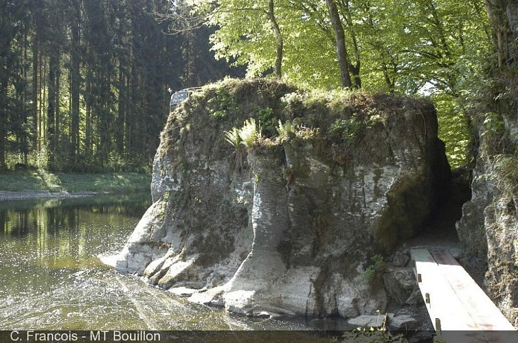 La Roche percée