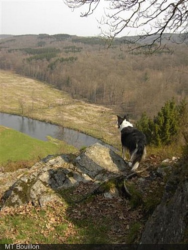 Doppelter Felsen de la "Saurpire" oder der Verhexung