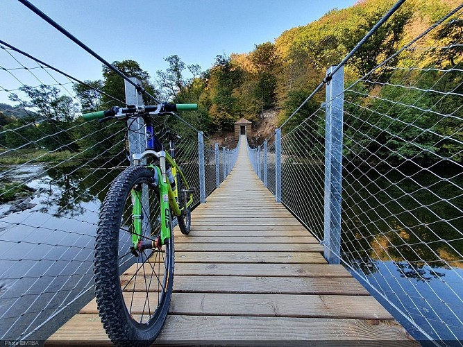 Bouillon passerelle Epine velo sept 20 A Villeval-BR.jpg
