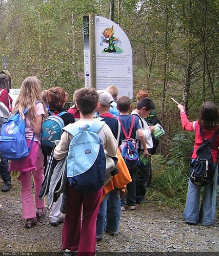 Pg 10-11 Réseau ELFE.jpg