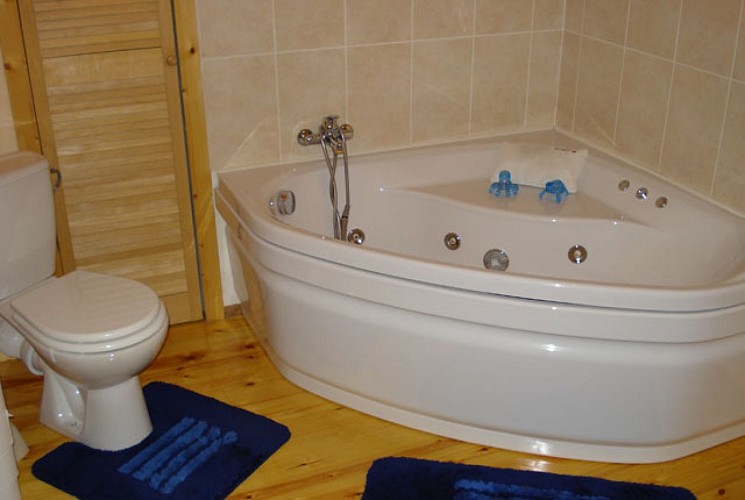 Vieux-logis-membre-sdb