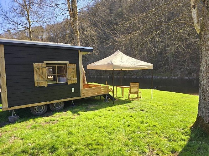 489672980_1300384221056342_3279465641023064295_n