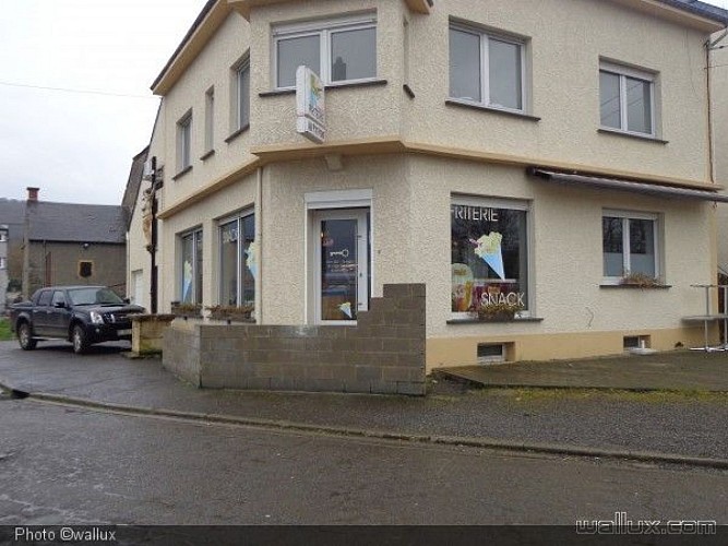 Friterie P'tit Pont 4.jpg