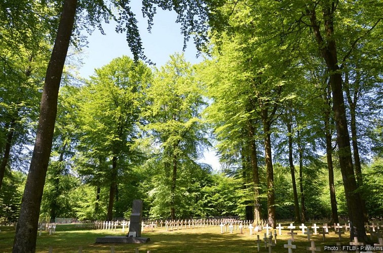 Fransösicher Militärfriedhof "du Plateau (1918)"