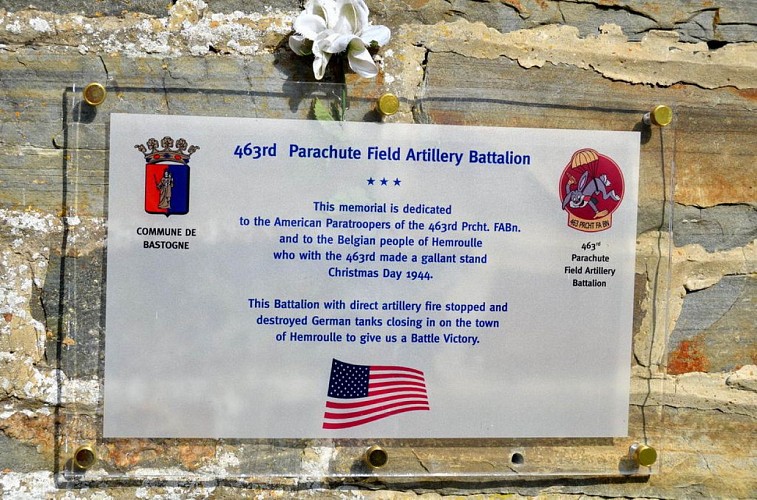 Plaque 463rd Parachute Field Artillery Battalion.jpg