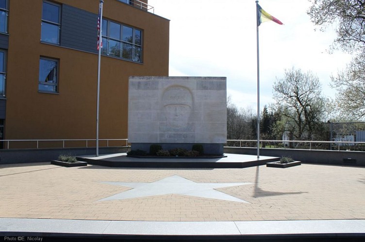 Monument Patton
