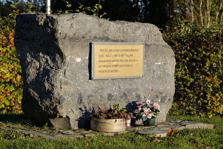 MTBastogne_Bertogne_MonumentLongchamps_AnneSegers (1)