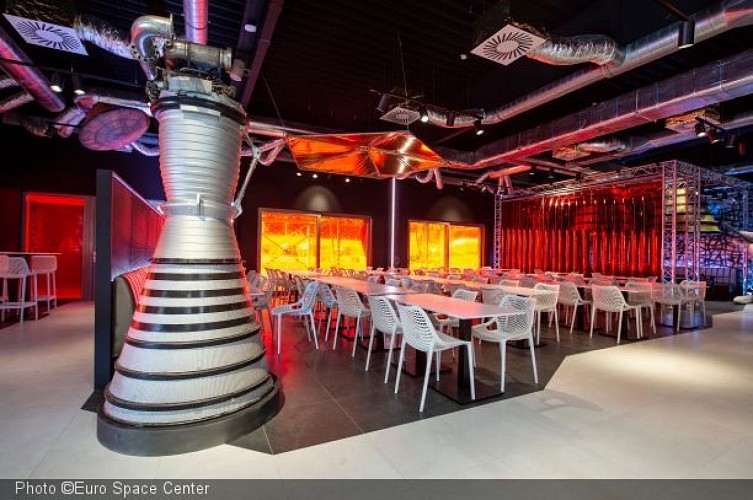 Euro space center 17 09 20-69 red.jpg