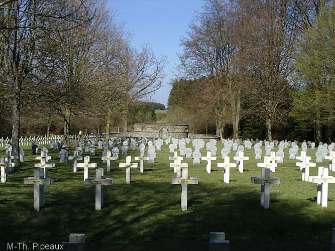 The military cemetry of Anloy-Bruyère (1914)