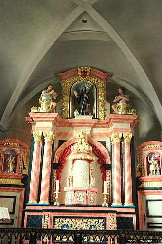 Eglise Saint-Gilles (art roman)
