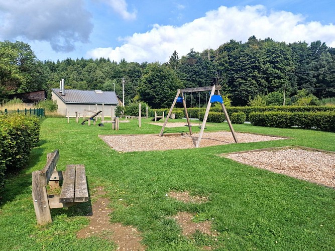 Plaine-de-jeux-champlon (3)