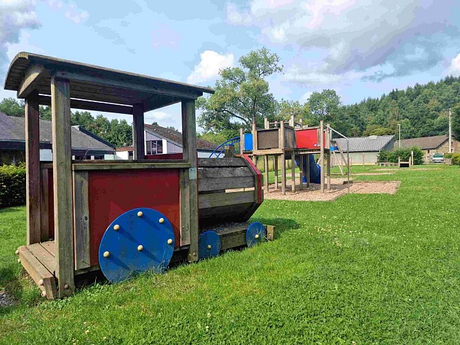 Plaine-de-jeux-champlon (7)