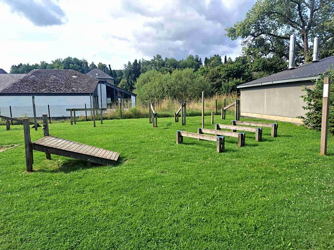 Plaine-de-jeux-champlon (2)