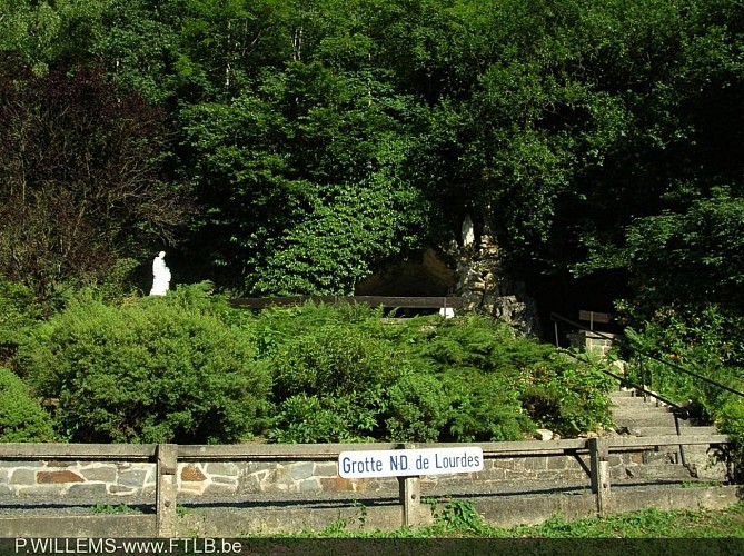 Hameau de Wyompont et Grotte Notre-Dame de Lourdes