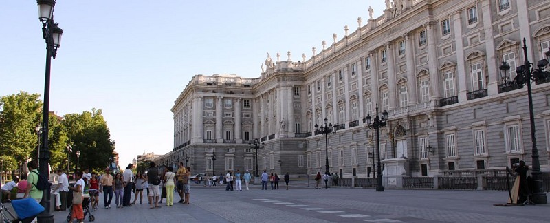 Visite guidée privée du Palais Royal de Madrid - En français