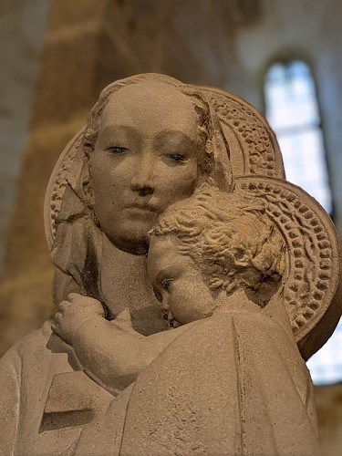 crypte statue vierge enfant