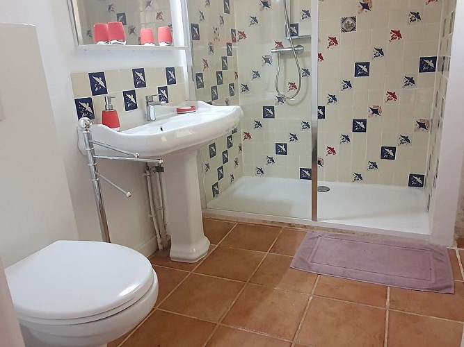 Gite-Chevannes-salle-de-bain