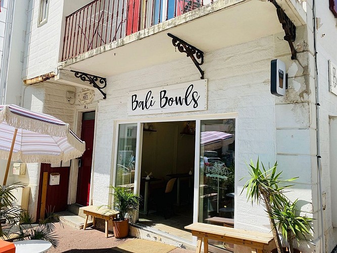 Bali Bowls Biarritz devanture 2