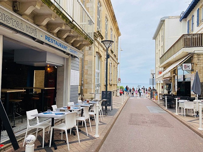 Cristal Kfe Biarrite devanture 4