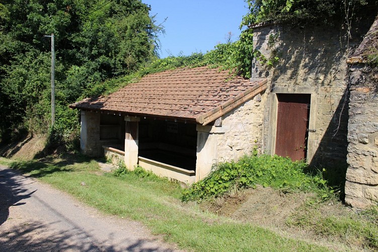 MOROGES CERCOT Lavoir