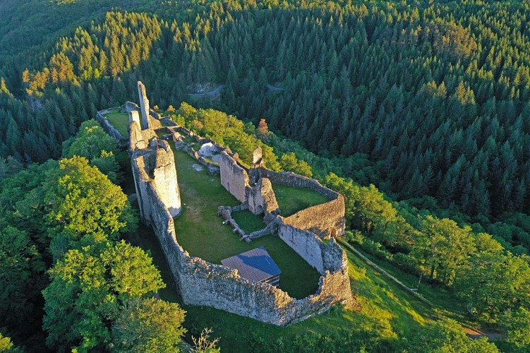 Ruinen des Château de Ventadour (Moustier Ventadour)