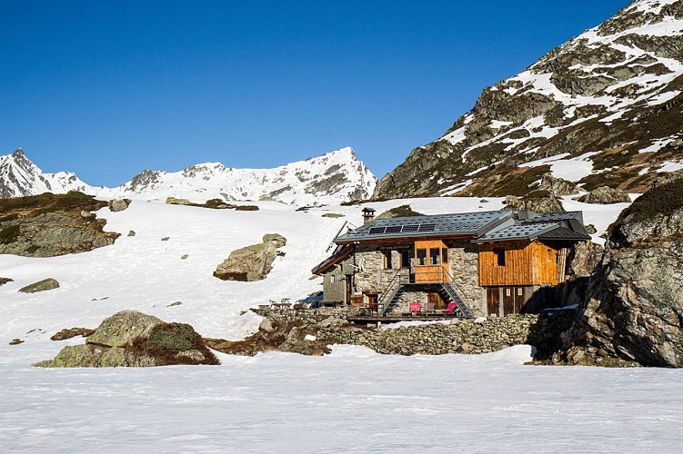 Mountain refuge of Le Ruitor