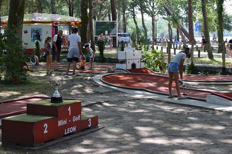 CLNT - LEON - Mini golf (7)