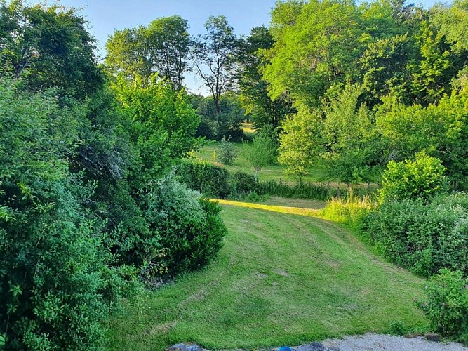 Ferme Equestres Gateau Stables près de Guédelon