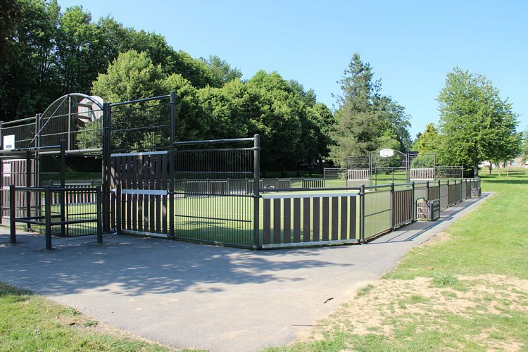 AIRE DE JEUX ET CITY STADE