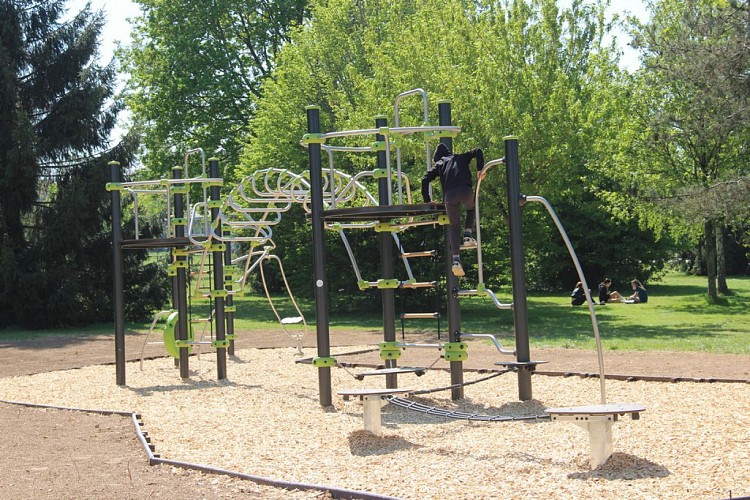 AIRE DE JEUX ET CITY STADE