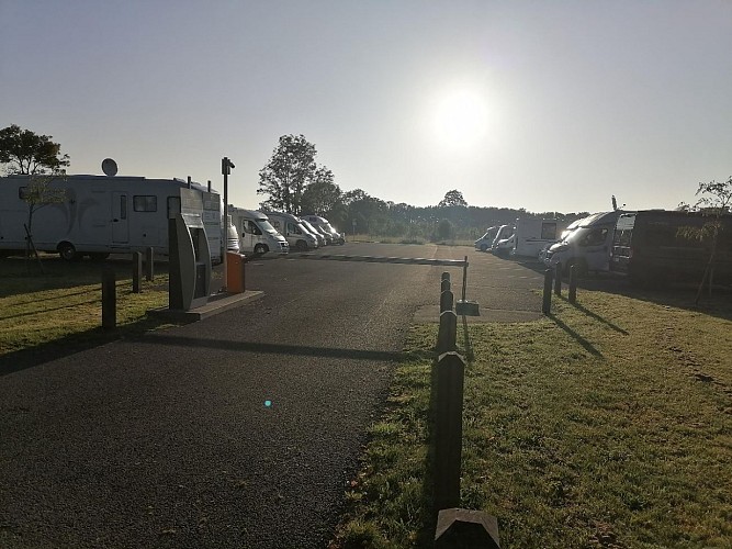 Aire de camping-cars communale de Bretteville-sur-Odon