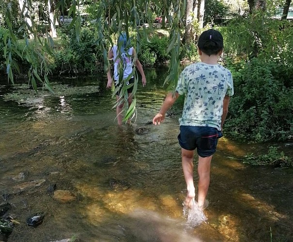 Aire de pique nique de Châtillon à Valence en Poitou_2